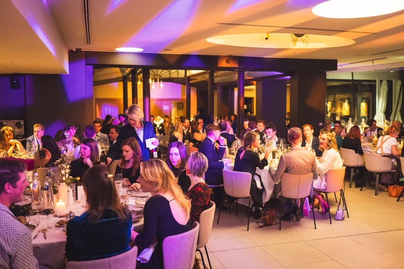 Elegante sfeer tijdens het diner